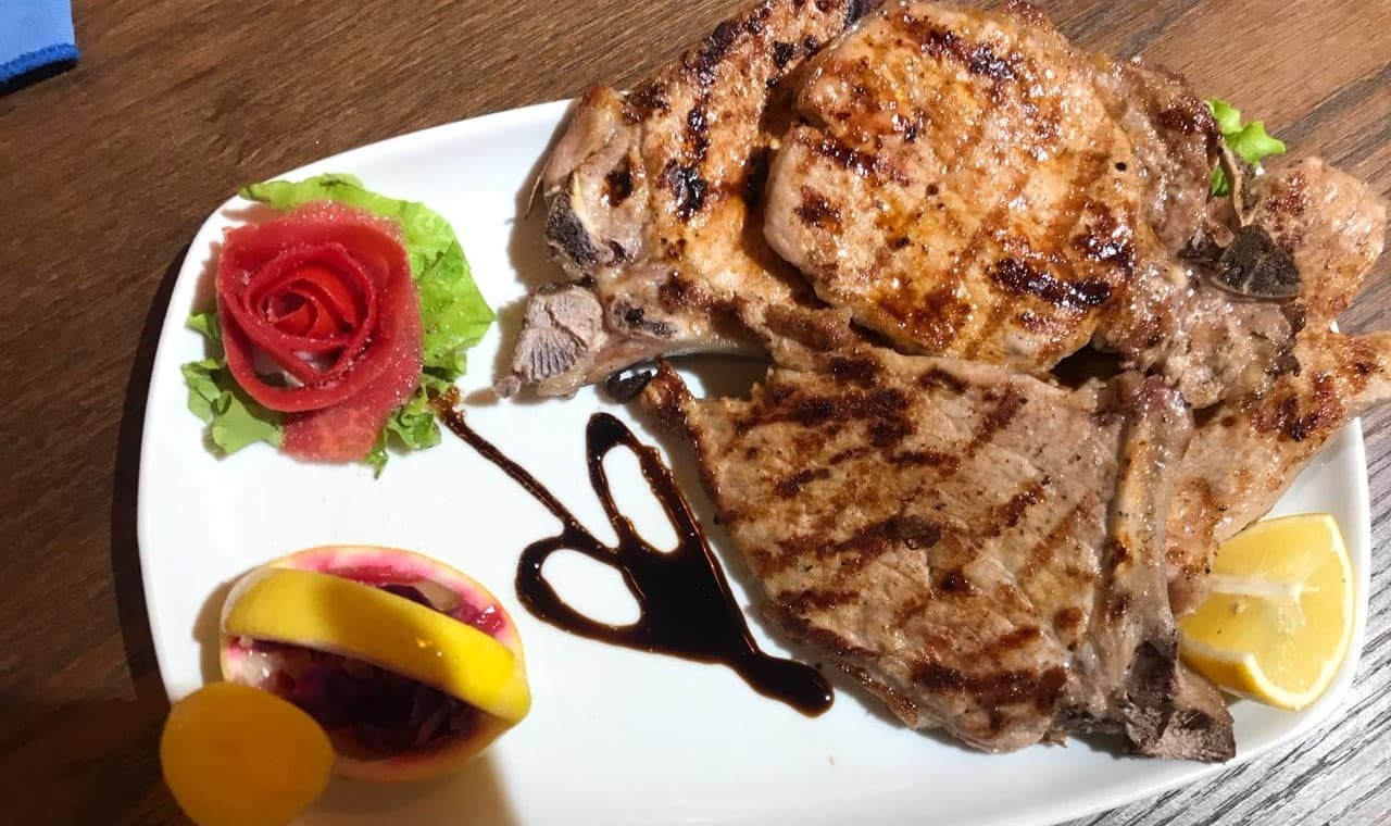 Pork Chop - Taverna Korçare