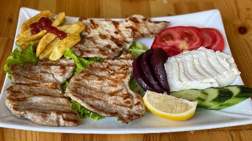 Pork Fillet With Garnish - Menu Item