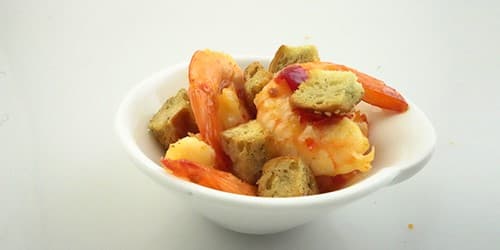 Karkalec Me Thai Sauce Dhe Crouton - Menu Item