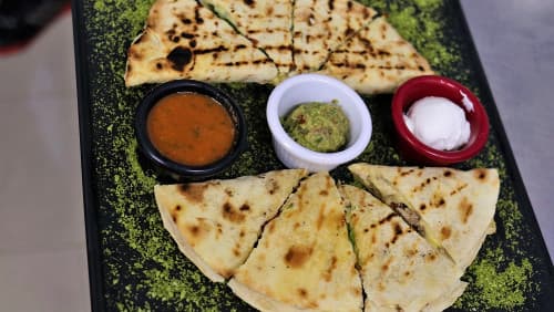 Quesadilla Con Doppio Pollo - Spaghetti Western