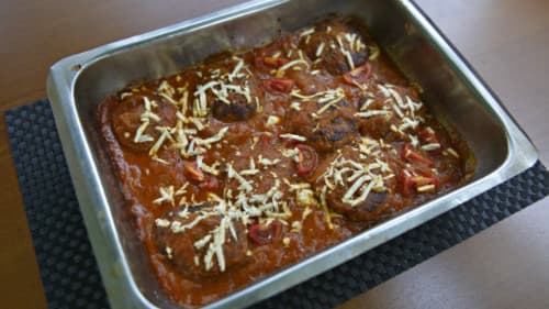 Tavë Me Qofte Të Furrës - Menu Item