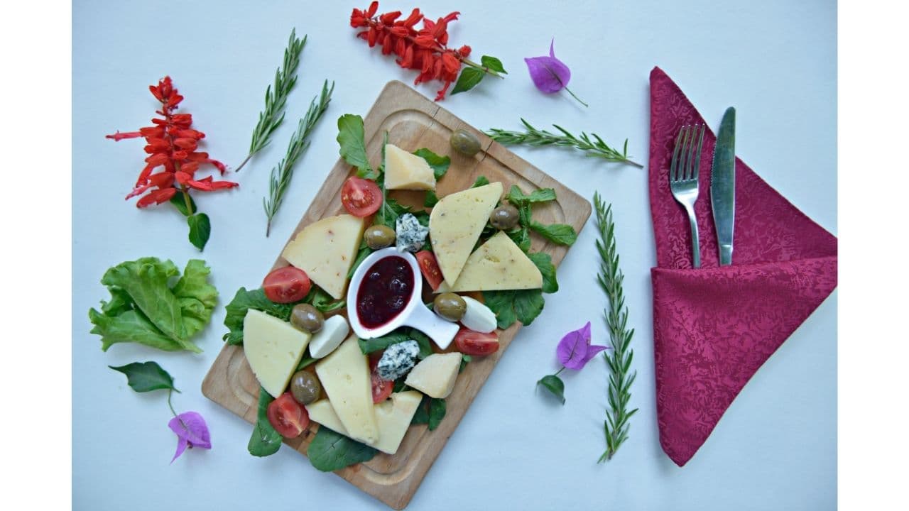 Mix Djathrash Italian - Menu Item
