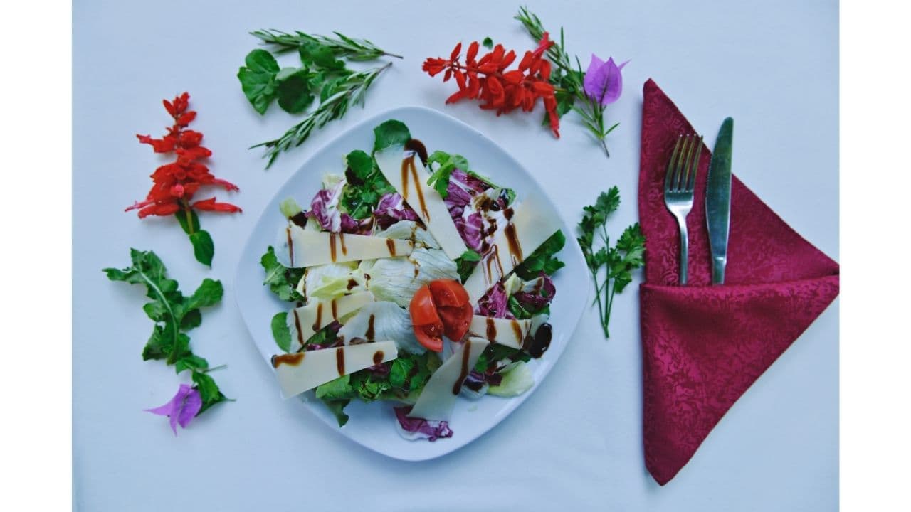 Sallatë 1 Maji - Menu Item
