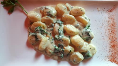 Gnocchi With Gorgonzola Sauce And Spinach - Menu Item