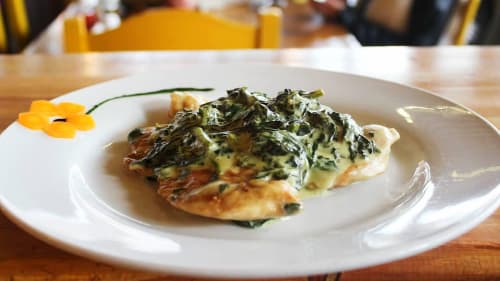 Fileto Pule Me Spinaq - Menu Item